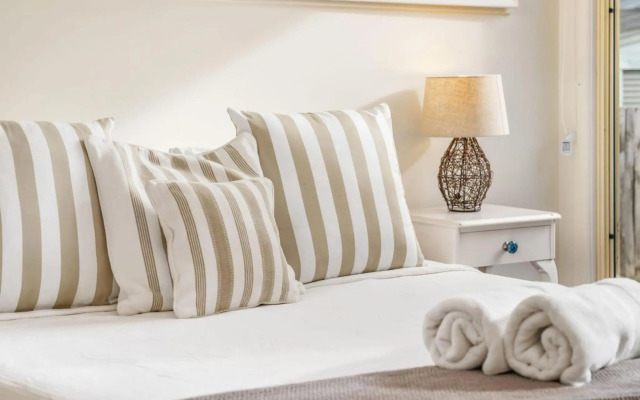 Tapalla Point at Huskisson 4pm Check Out Sundays