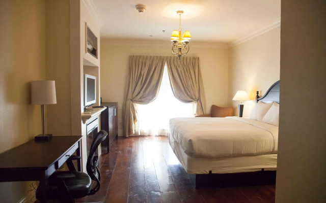 Niagara Crossing Hotel & Spa