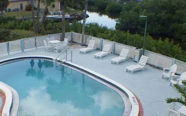 Sun Coast Inn
