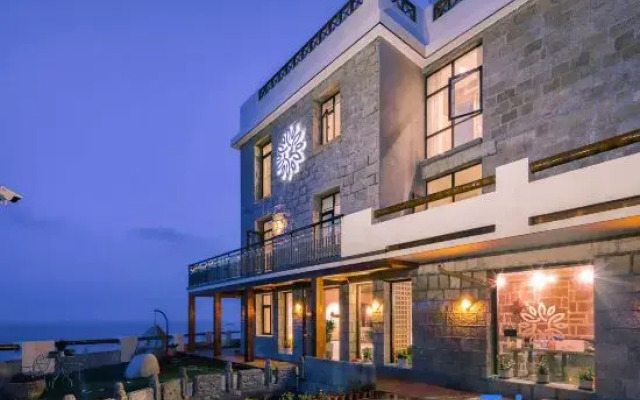 Wenling Sea Empty Courtyard Homestay