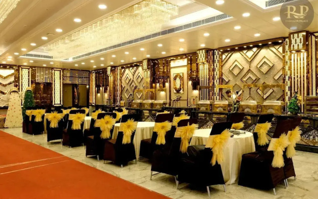 Raghubar Palace