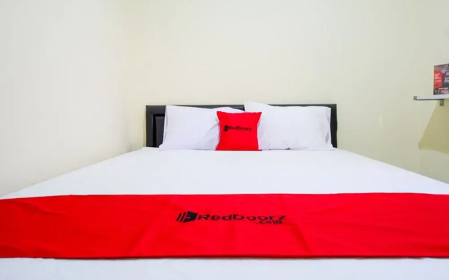 Meotel Purwokerto by RedDoorz