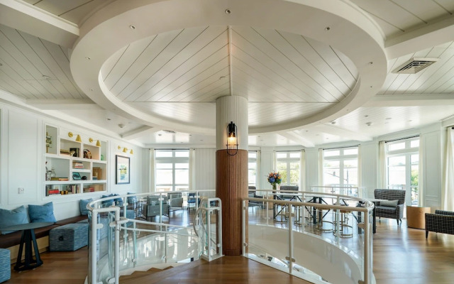 The Brenton Hotel