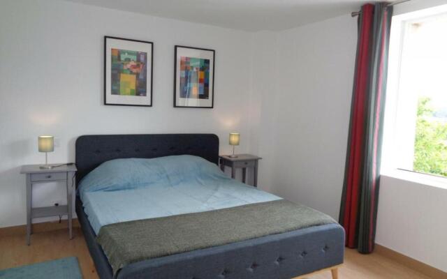 Gîte Maringes, 3 pièces, 4 personnes - FR-1-496-174