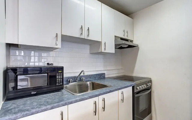 Destination Stays McGill Plaza DT MTL