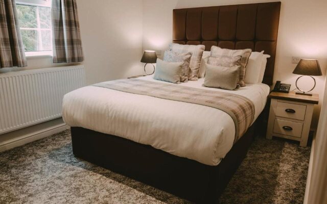 Nant Ddu Lodge Hotel