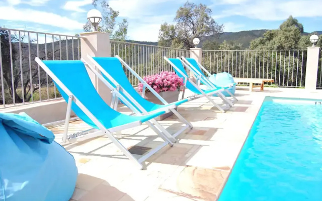 Villa Nais