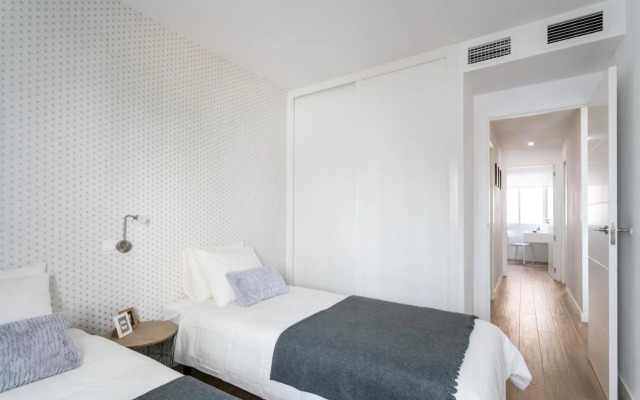 TRIANA 3 Bedrooms & 2 bath Parking Included