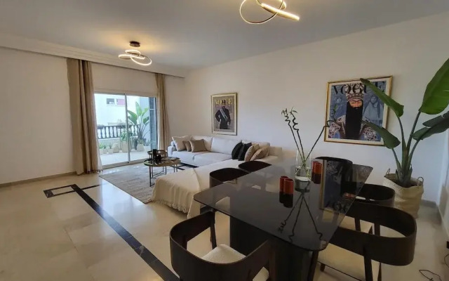 The Perfect Flat Sea Side Central Luxurious