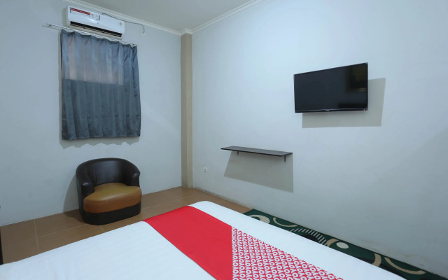 OYO 1864 Tiara Guest House