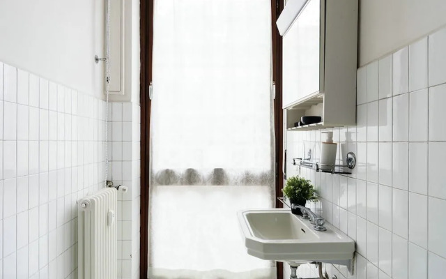 Piazza Cavour Lake View