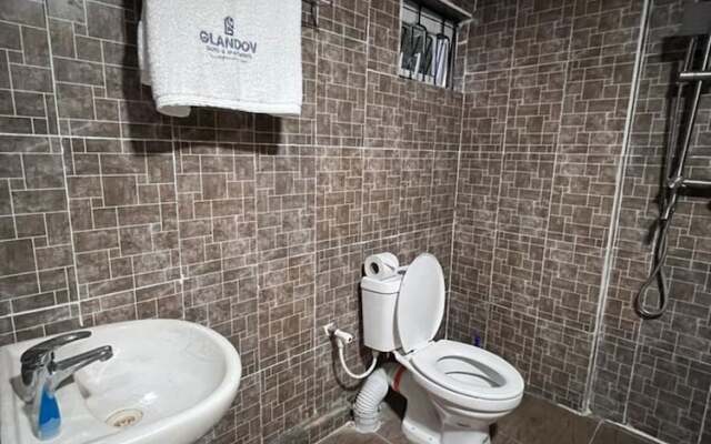 Glandov Suites and Apartment
