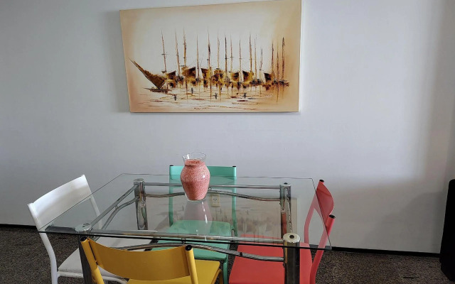 Iracema Travel FLAT1803 Confortável