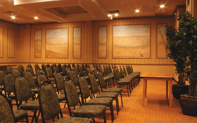 La Quinta inn & Suites Armonk Westchester County Airport