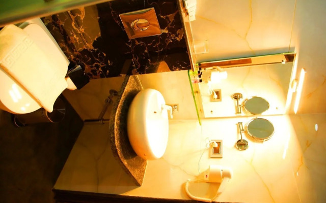 Royal Lotus View Resotel