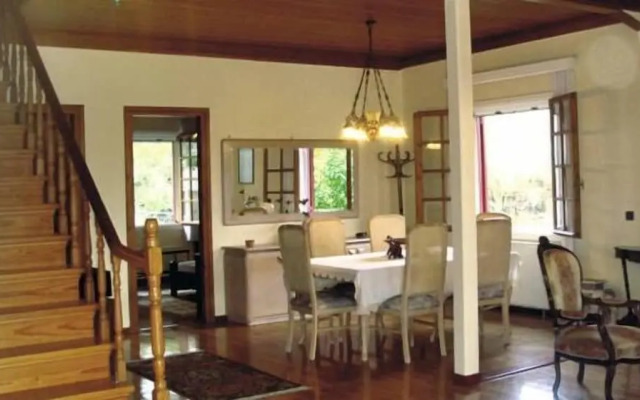 Gyra Villas