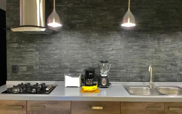 One Bedroom Condo Near Beach RG6