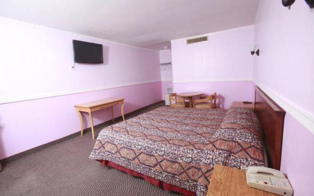Meadowbrook Motor Lodge
