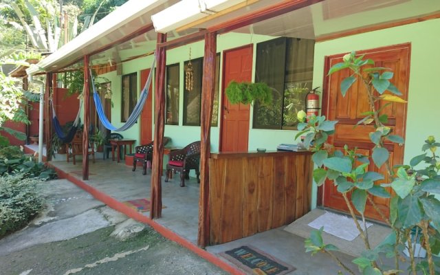 Cabinas Casa Miriam Drake Bay