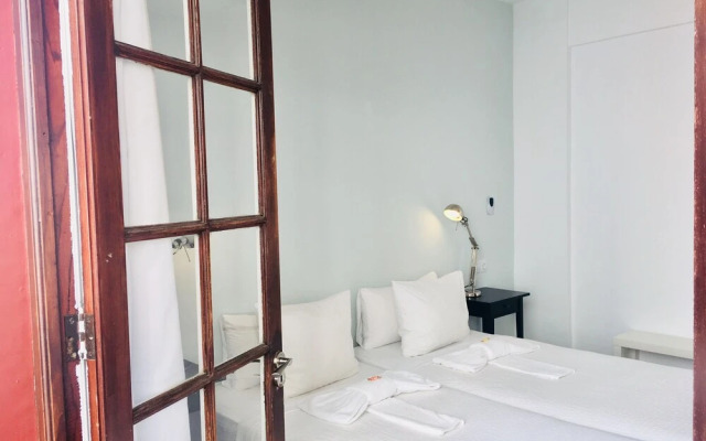 El Hotelito 27