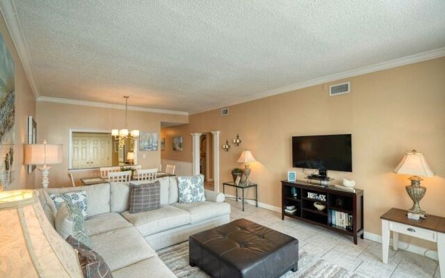 Shoreline 1123 Condo by RedAwning