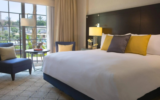 Renaissance Cairo Mirage City Hotel