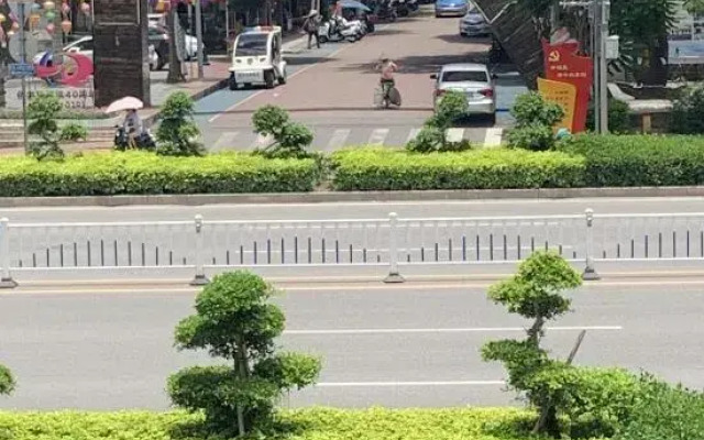 Xinyi Hotel B&B (Qiaogang Beihai International Passenger Terminal)