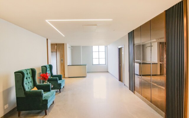 Prime K9 Grand by FabHotel