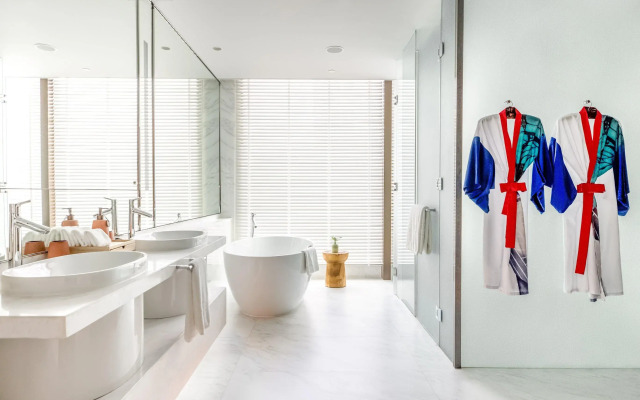 Kimpton Maa-Lai Bangkok by IHG