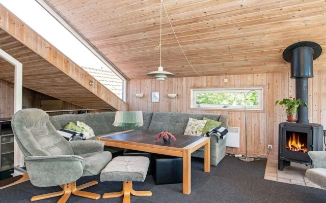 10 Person Holiday Home in Skjern-by Traum