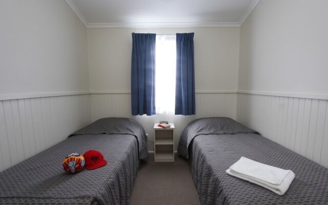 Windang Beach Tourist Park – Guest Rooms – Wollongong