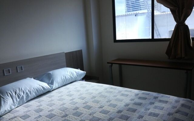 Hostal Verdi - Adults Only