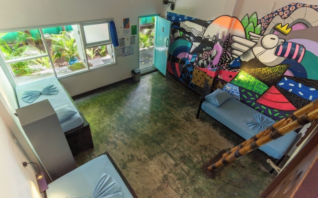 Gili Beach Bum Hostel – Guest Rooms – Gili Trawangan