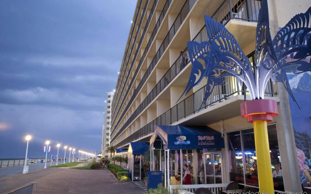 DoubleTree by Hilton Virginia Beach Oceanfront South