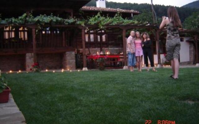 The House With The Vine Guest House