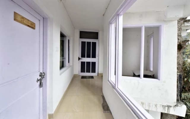 Jasmine Dalhousie by Goroomgo