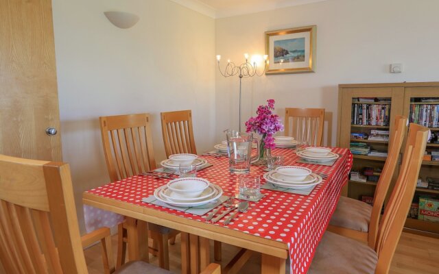 5 Thurlestone Beach