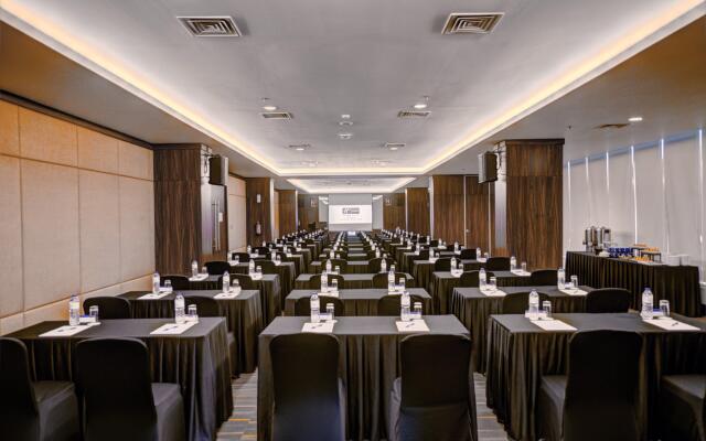 Holiday Inn Express Jakarta International Expo by IHG