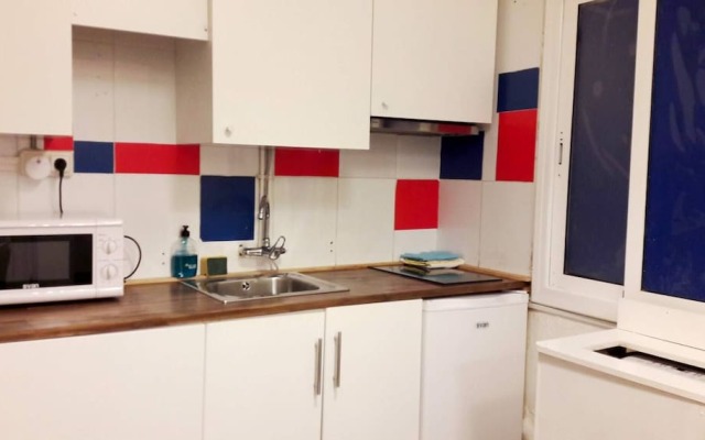 Interior Central El Born 3.2