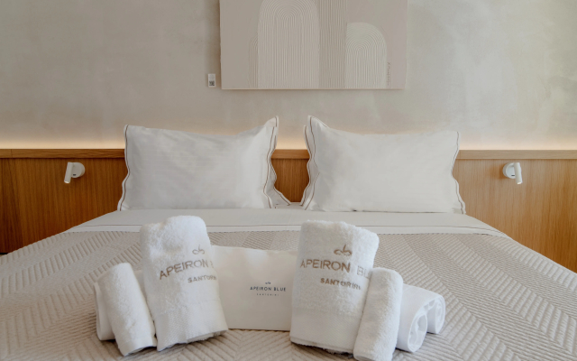 Apeiron Blue Santorini - Sustainable Adults Only 14+