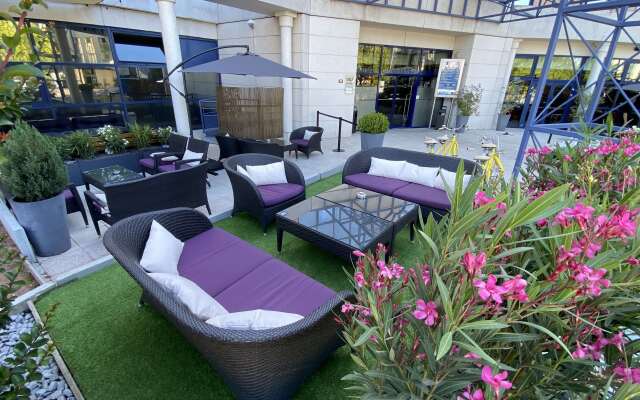 Golden Tulip CDG Airport Roissy