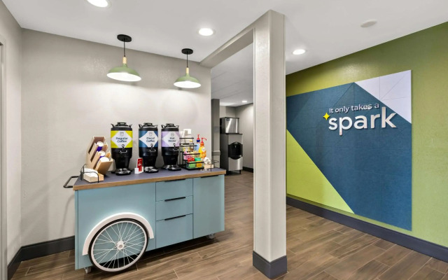 Spark by Hilton Tifton