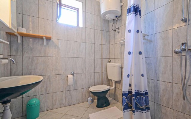 Amazing Apartment in Racisce With Wifi and 1 Bedrooms