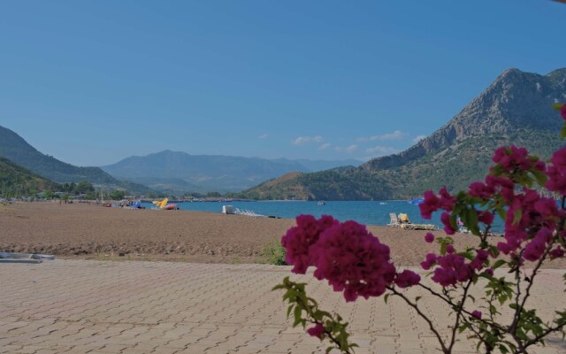 Adrasan Hotel