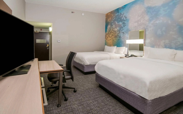 Courtyard By Marriott Bentonville