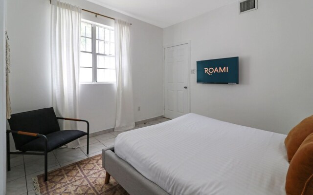 Roami at Edgewater Place