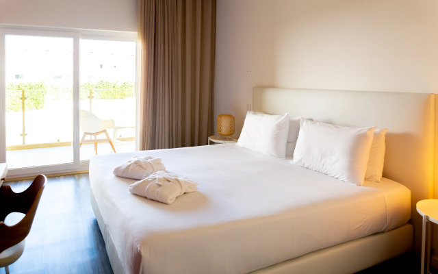 RIDE Surf Resort & SPA