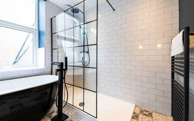 The Luxury Penthouse by Sasco Apartments