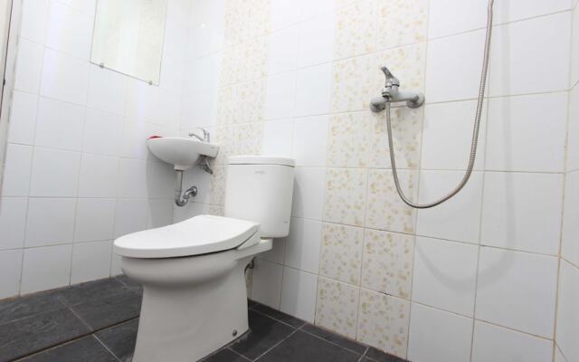RedDoorz Plus near RS UGM