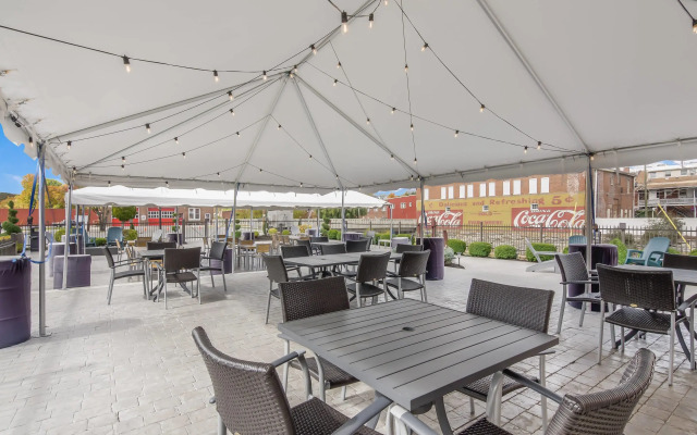 Jackson Park Inn, an Ascend Collection Hotel